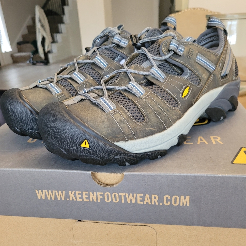 Men's Atlanta Cool steel toe size 10.5